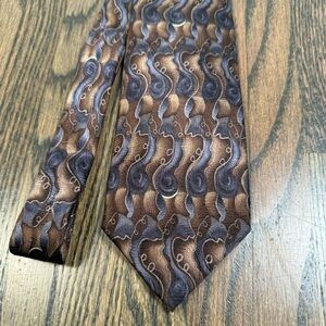 Vintage Carlos Devenezia hand made silk tie
